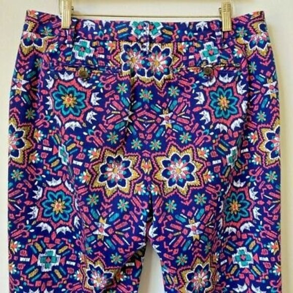 Lands End Chino Pants Women Size 10 Straight Leg 11" Rise Bright Colorful Aztec - Picture 6 of 12
